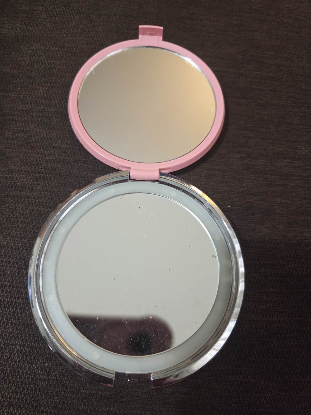Swarovski Crystal Pink Compact Phone Accessory - Picture 3 of 3